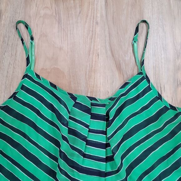 🔺️New York & Co Green & Blue Striped Sleeveless Blouse Medium - Picture 3 of 13